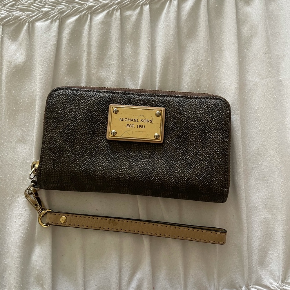 Micheal Kors Wallet